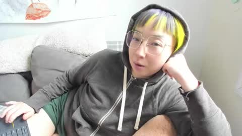 Snapshot of luxgray chatting on 02.15.26 LuxGray online show from 02.15.26