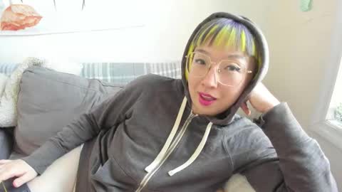 Snapshot of luxgray chatting on 02.16.26 LuxGray online show from 02.16.26