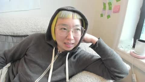 Snapshot of luxgray chatting on 03.23.26 LuxGray online show from 03.23.26