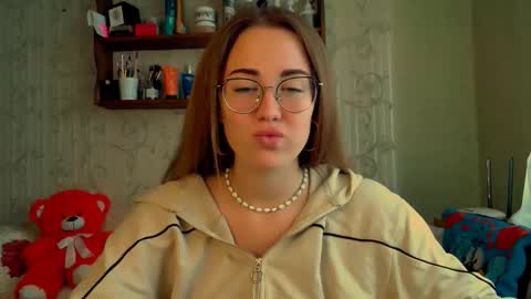 Katie online show from 10.09.25