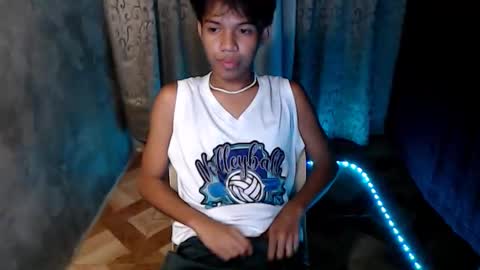 luxirfy online show from 12.20.25