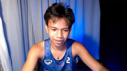 Snapshot of luxirfy_xx chatting on 04.29.26 luxirfy online show from 04.29.26