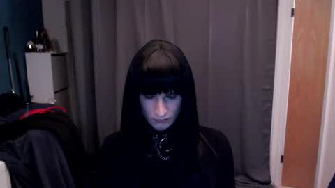 Snapshot of luxryder chatting on 05.28.26 LucyfurXd online show from 05.28.26