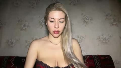 LuxSonyaStar online show from 02.15.26