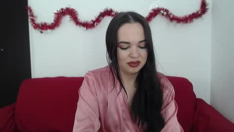 Laura online show from 01.14.25