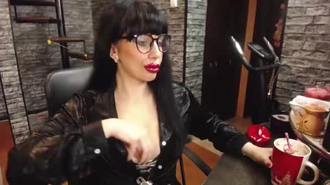Spoiled dominant mindfucker mistress MakeupartistNail ArtistFitness and Yoga lover online show from 01.12.25