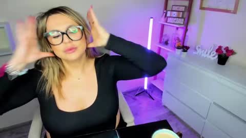 Diana online show from 02.22.25