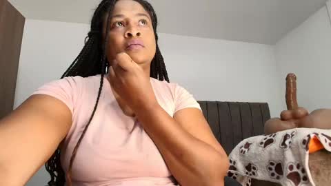 Snapshot of luxy_benet chatting on 04.26.26 Big Benet online show from 04.26.26