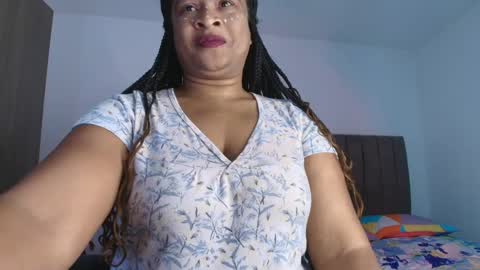 Snapshot of luxy_benet chatting on 04.28.26 Big Benet online show from 04.28.26