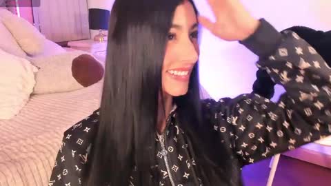 Snapshot of lya_brown chatting on 06.04.26 lya_brown online show from 06.04.26