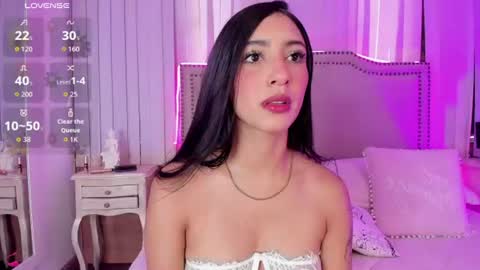 Snapshot of lya_brown chatting on 07.22.26 lya_brown online show from 07.22.26