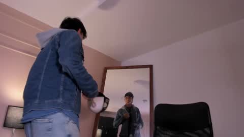 Lyan online show from 09.19.25