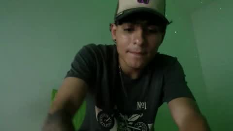 Lyan online show from 11.04.25