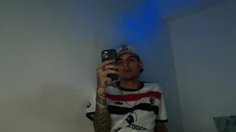 Lyan online show from 11.08.25