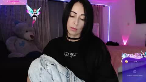 Snapshot of lyann_ chatting on 02.25.26 Lyann online show from 02.25.26