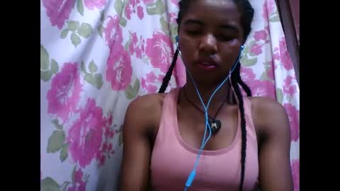 Lydiah online show from 10.13.25