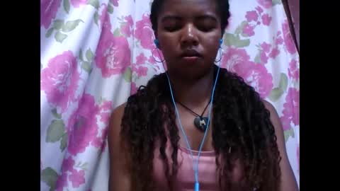 Lydiah online show from 10.14.25