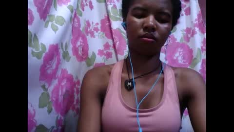 Lydiah online show from 10.15.25