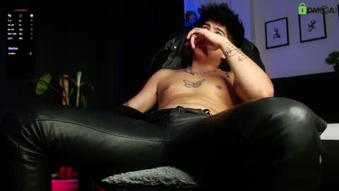 Snapshot of lylebennett_ chatting on 05.22.26 Lyle Bennett Freelance Model online show from 05.22.26