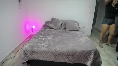 Snapshot of lyluciana chatting on 06.19.26 Luciana online show from 06.19.26