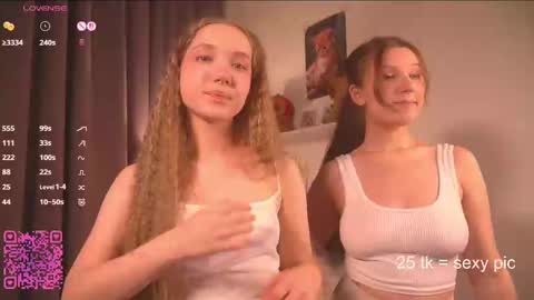 Snapshot of lyly_bambi chatting on 03.12.25 Lyly bambi online show from 03.12.25