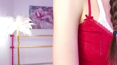 Lyly   online show from 01.18.25