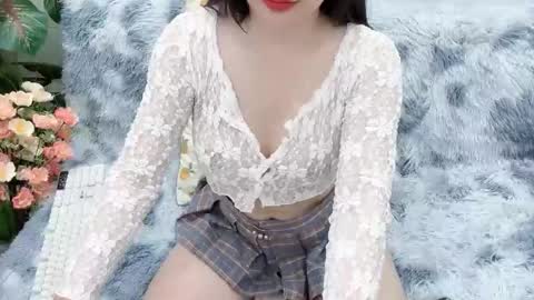 Snapshot of lyly_sweet97 chatting on 04.28.26 lyly_sweet97 online show from 04.28.26