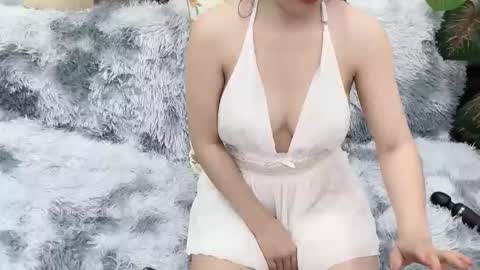 Snapshot of lyly_sweet97 chatting on 05.27.26 lyly_sweet97 online show from 05.27.26