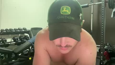 Snapshot of lymbo5 chatting on 12.12.24 LYMBOZZ online show from 12.12.24