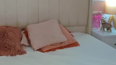 Lyn online show from 10.02.25