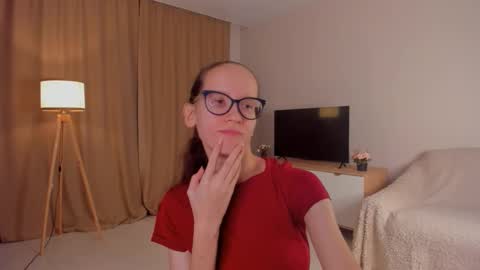 Sara online show from 10.22.25