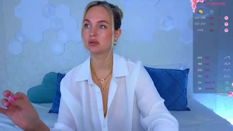 Lana online show from 09.11.25