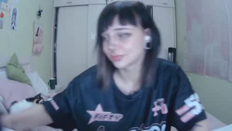 Snapshot of lynncottingham chatting on 10.06.25 Kira online show from 10.06.25