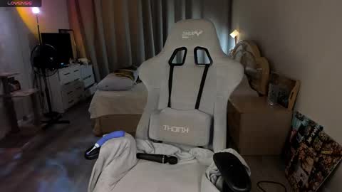 lynne_dawson online show from 04.15.26