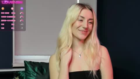 Snapshot of lynngarney chatting on 01.20.25 Lika online show from 01.20.25