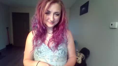 Snapshot of lynnkitten69000 chatting on 04.14.26 Lynn online show from 04.14.26