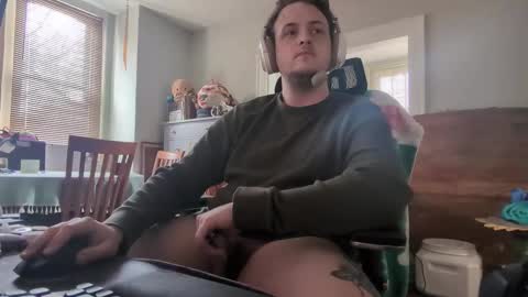 Snapshot of lyntronix chatting on 02.22.26 J online show from 02.22.26