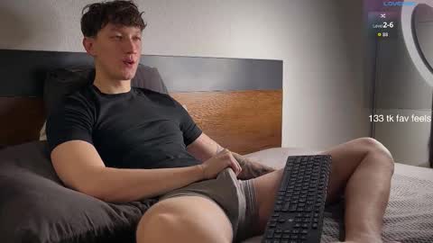 Snapshot of lyon_power_ chatting on 02.27.26 Dani online show from 02.27.26