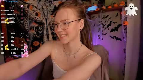 Lyra online show from 11.04.25