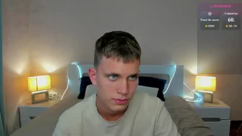 Snapshot of m0neyken_ chatting on 07.01.26 m0neyken_ online show from 07.01.26