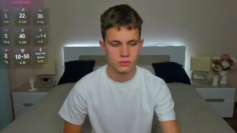 Snapshot of m0neyken_ chatting on 07.26.26 m0neyken_ online show from 07.26.26