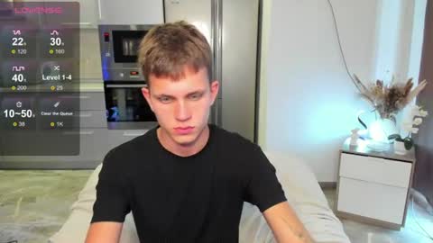 Snapshot of m0neyken_ chatting on 07.29.26 m0neyken_ online show from 07.29.26