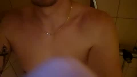 Snapshot of m1guele chatting on 02.19.25 Fucklover online show from 02.19.25
