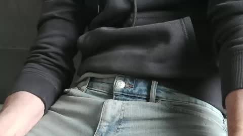 Snapshot of m4dh4tter24 chatting on 04.30.26 m4dh4tter24 online show from 04.30.26