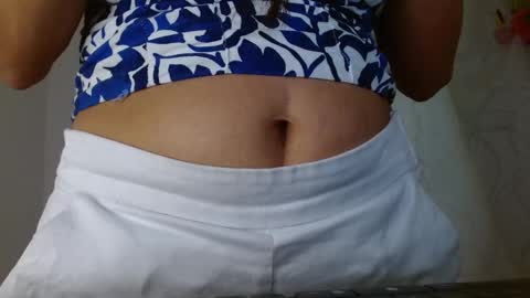 maaddy_thompson online show from 09.23.25