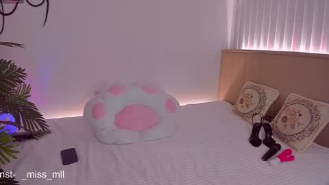 Snapshot of maarym chatting on 02.16.25 Mary online show from 02.16.25