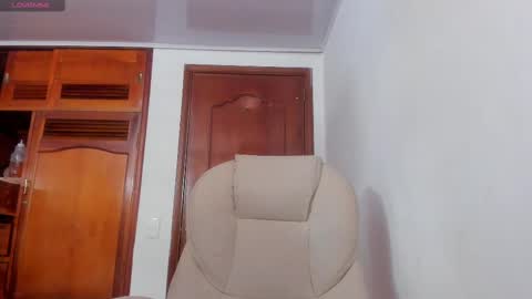 Snapshot of maavca chatting on 09.10.25 maavca online show from 09.10.25