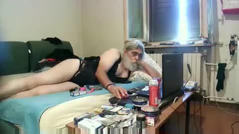 Snapshot of maax1970to chatting on 09.11.25 maax1970 online show from 09.11.25