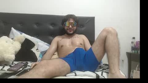 Snapshot of maaxxx_steel chatting on 11.09.25 Soy Max online show from 11.09.25