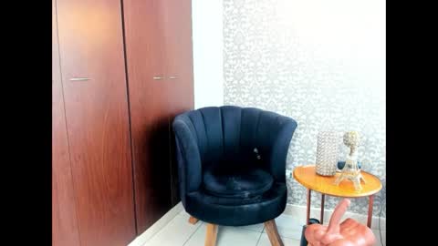 Snapshot of mabelsaravia chatting on 02.15.26 mabel online show from 02.15.26